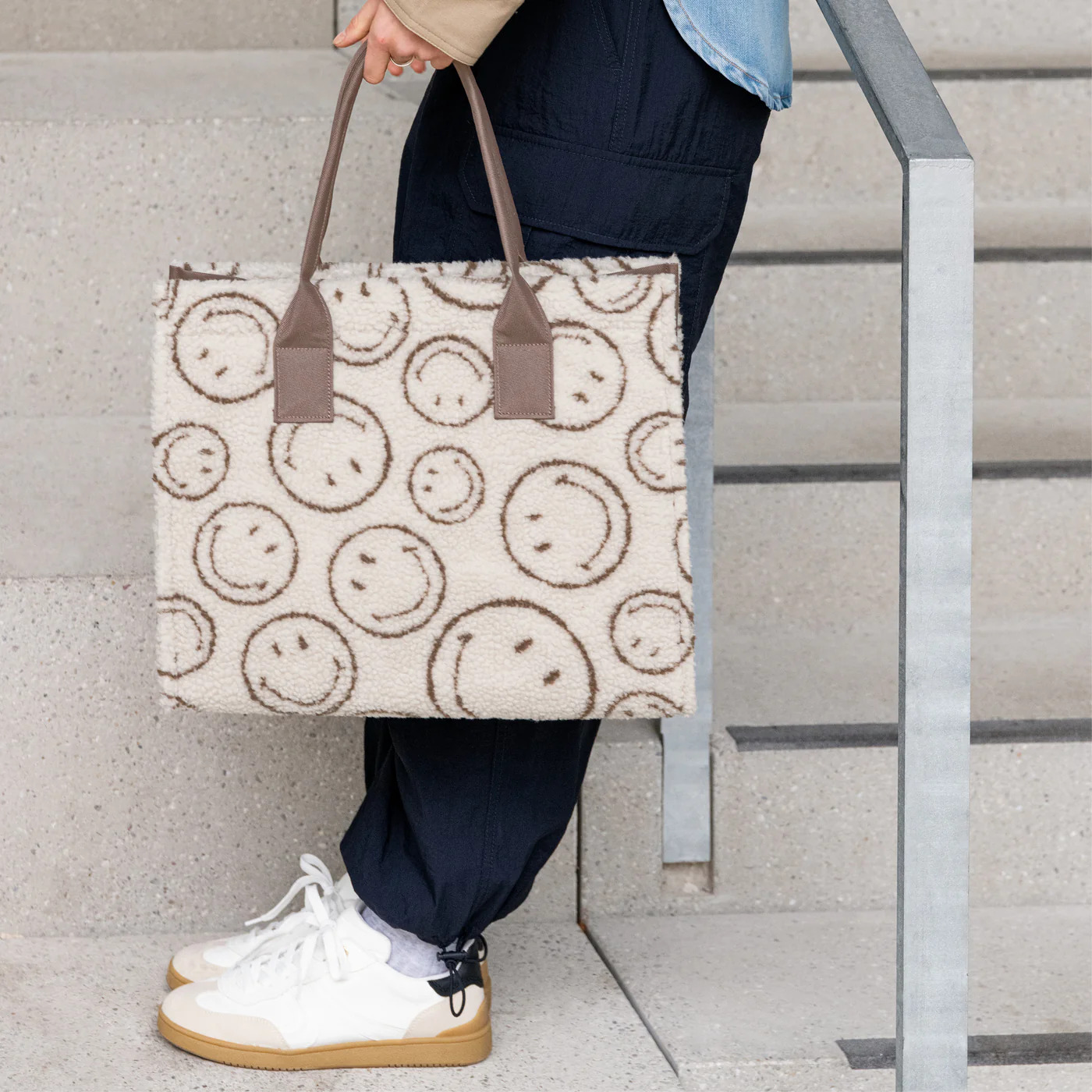 Daily Shopper - Smiley® Teddy Chocolate - reisenthel