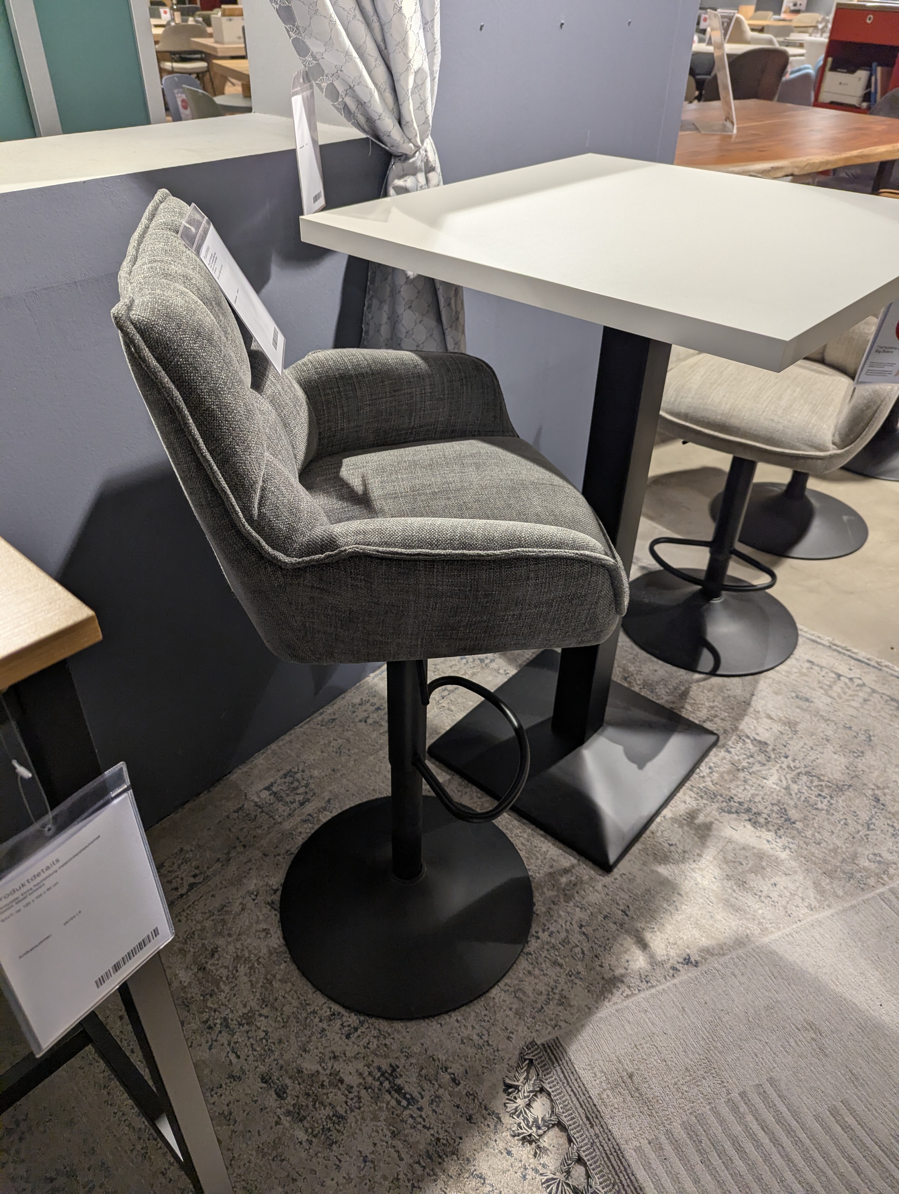 Unique Furniture Barhocker MATHIAN - AUSSTELLUNGSSTÜCK