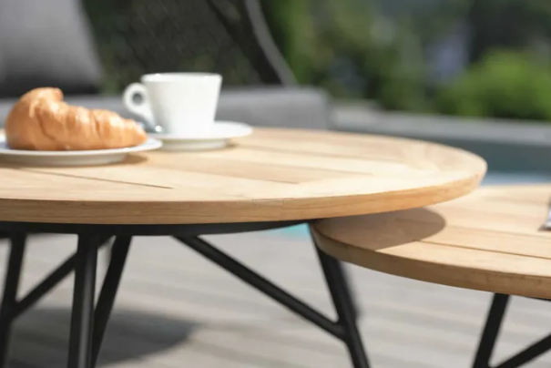 Stern Beistelltisch Frida Teak 55 cm